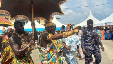 LGBT rights activist being installed as new Chief in Ghana falls off palanquin (Video)