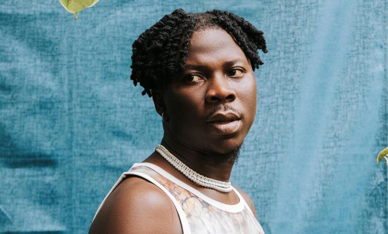 you-need-to-connect-to-grow-stonebwoy