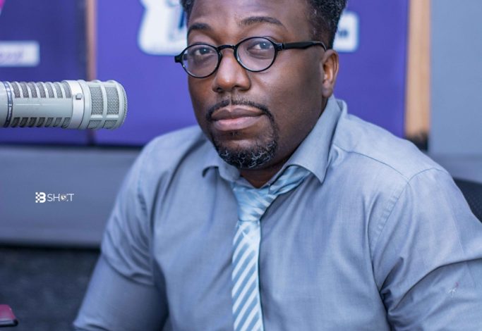 speak-well-so-that-we-can-have-a-conversation-robert-klah-tells-arnold-asamoah-baidoo