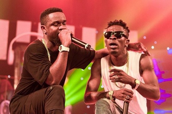 Shatta Wale replies to Sarkodie's boxing bout challenge