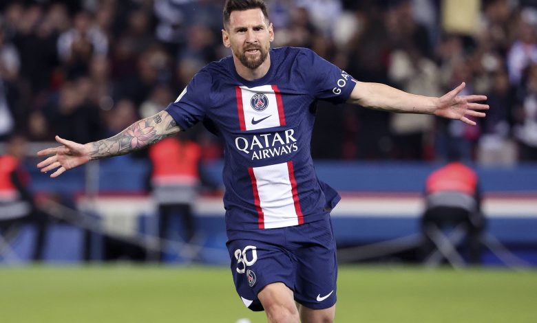 PSG suspend Messi for 2 weeks without salary