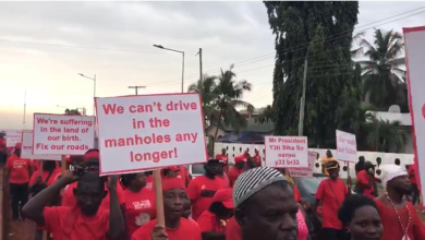 Teshie residents protest over deplorable roads