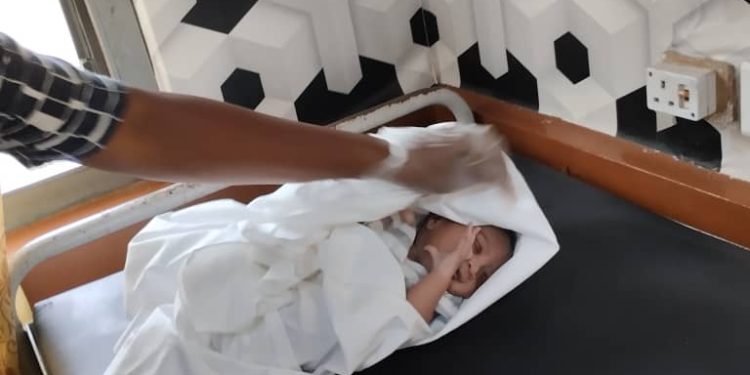 E/R: Newborn baby abandoned at doorstep of pastor