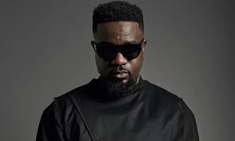 Sarkodie writes about near death experience with Delta Airlines