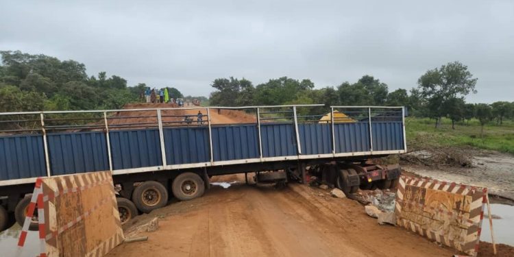 Savannah region: Accident occurs on Doli bridge after temporary works done