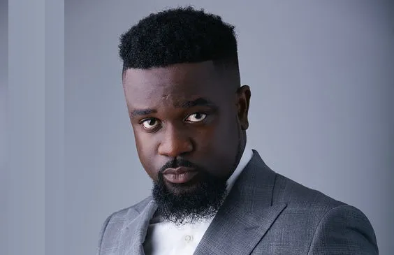 Sarkodie in Court to challenge FDA on directive that prohibits celebs from advertising for alcoholic products