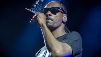 Snoop Dogg quits smoking!